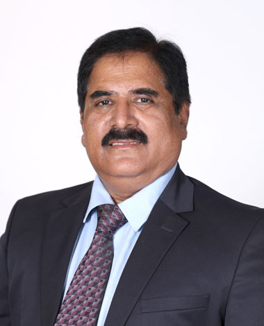 Dr A Kumaravel